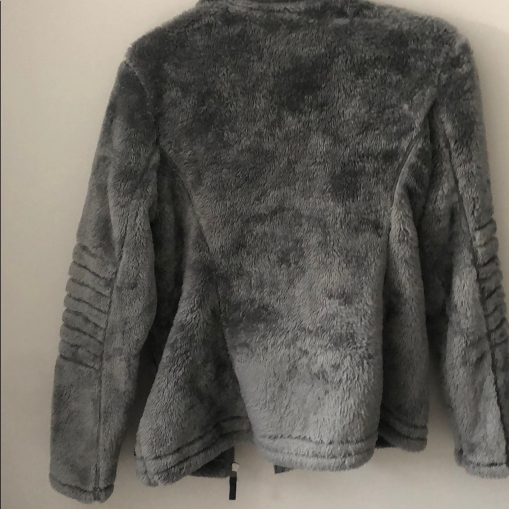 Fuzzy jacket!! - Picture 2 of 3